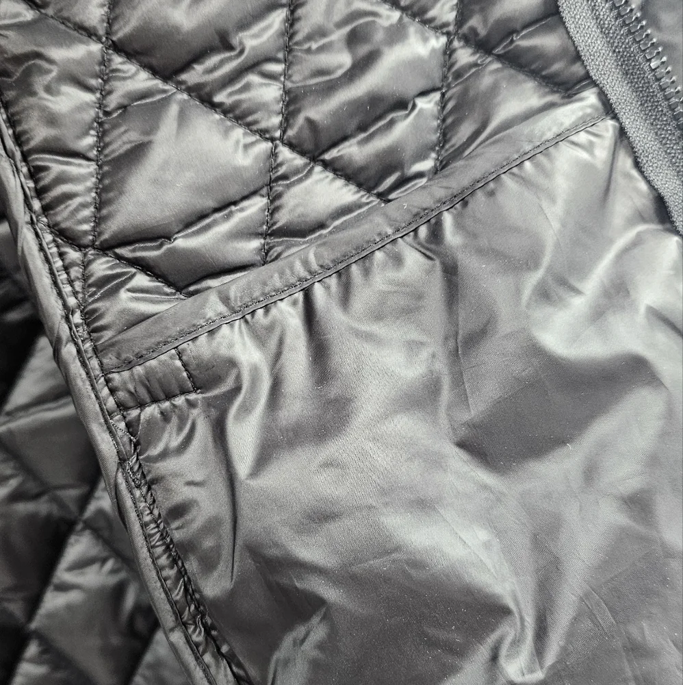 Bernardo Black Puffer Jacket with Quilted Design - Picture 8 of 16